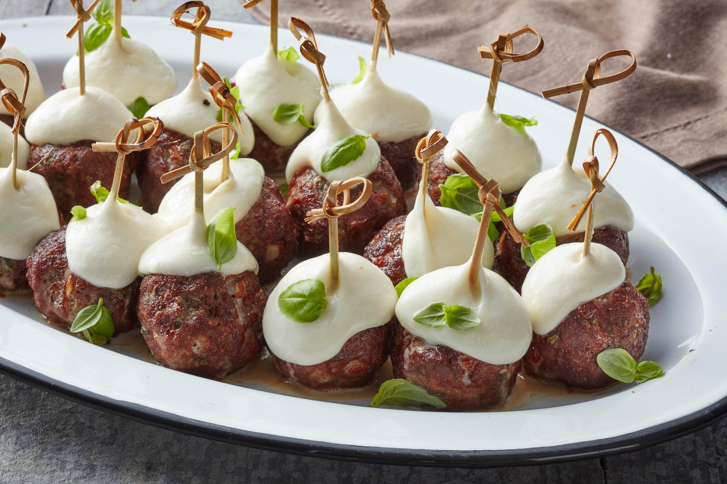 BBQ Meatball Skewers with Mozzarella Cheese | Kingsford® | Kingsford®