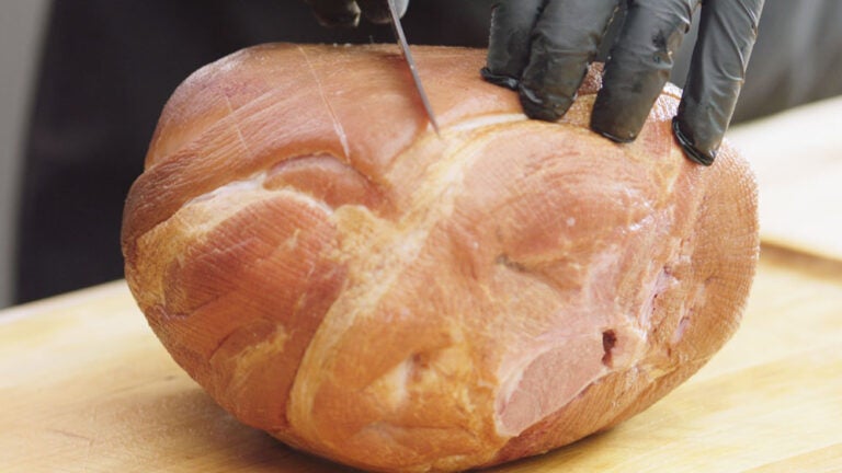 How to smoked Thanksgiving ham Kingsford®