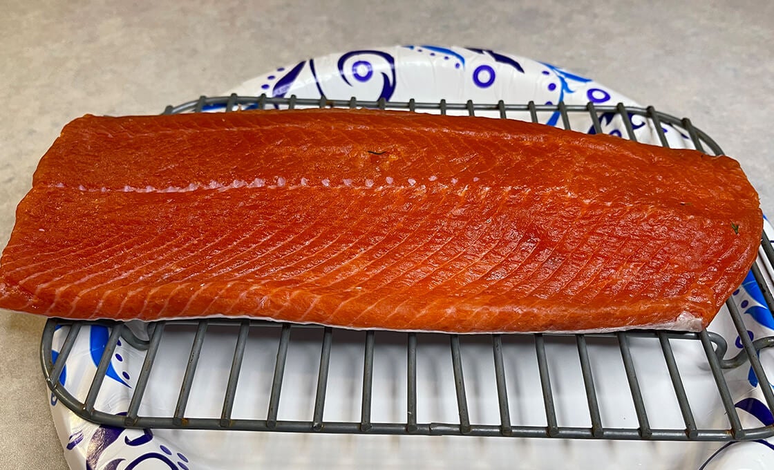 How to: make cold smoked salmon | Kingsford®